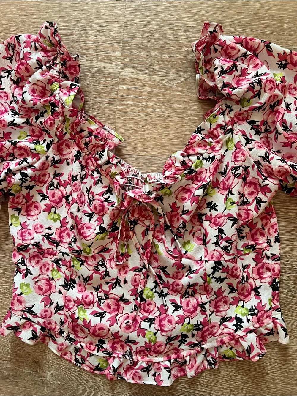 Zara Floral Crop Top - Picture 2 of 3